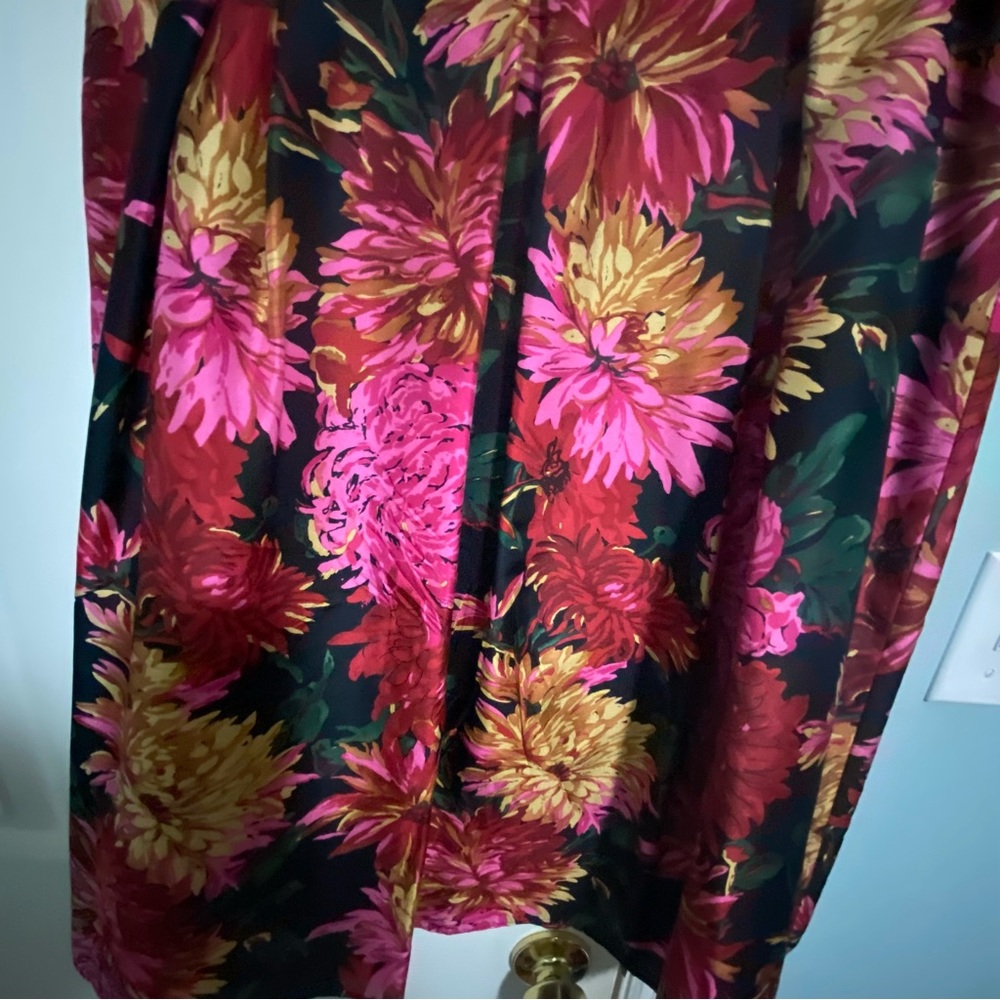 Talbots 100% silk fully lined skirt,10P - Picture 4 of 4